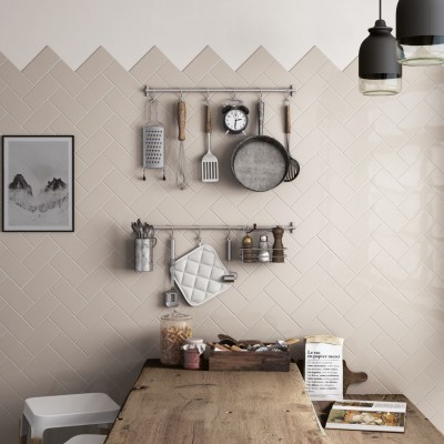 Плитка 21017 Skirting Cream Brillo 15x15